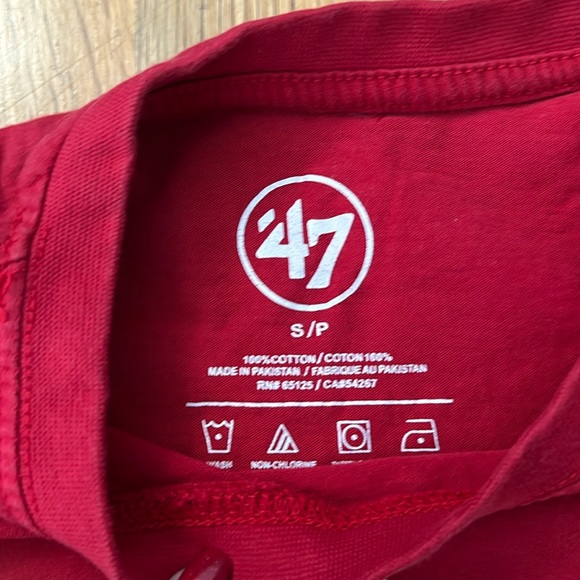 *last chance* 47 | Women’s red short sleeve Kansas City Chiefs tshirt - Picture 4 of 15